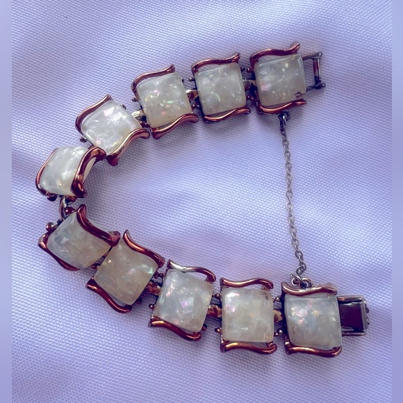 Coro Sparkly Yellow Thermoset Bracelet Signed - Picture 1 of 8